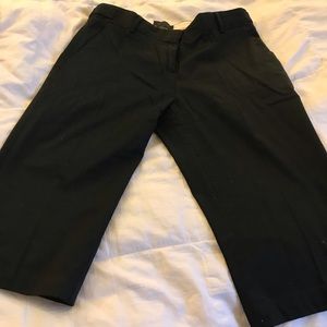 Black cropped pants
